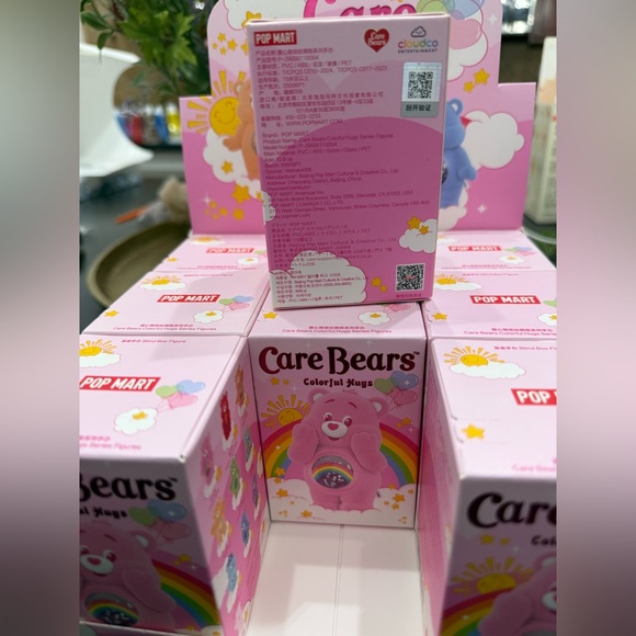 Care Bears Colorful Hugs Series Keychain- Share Bear - Picture 6 of 8